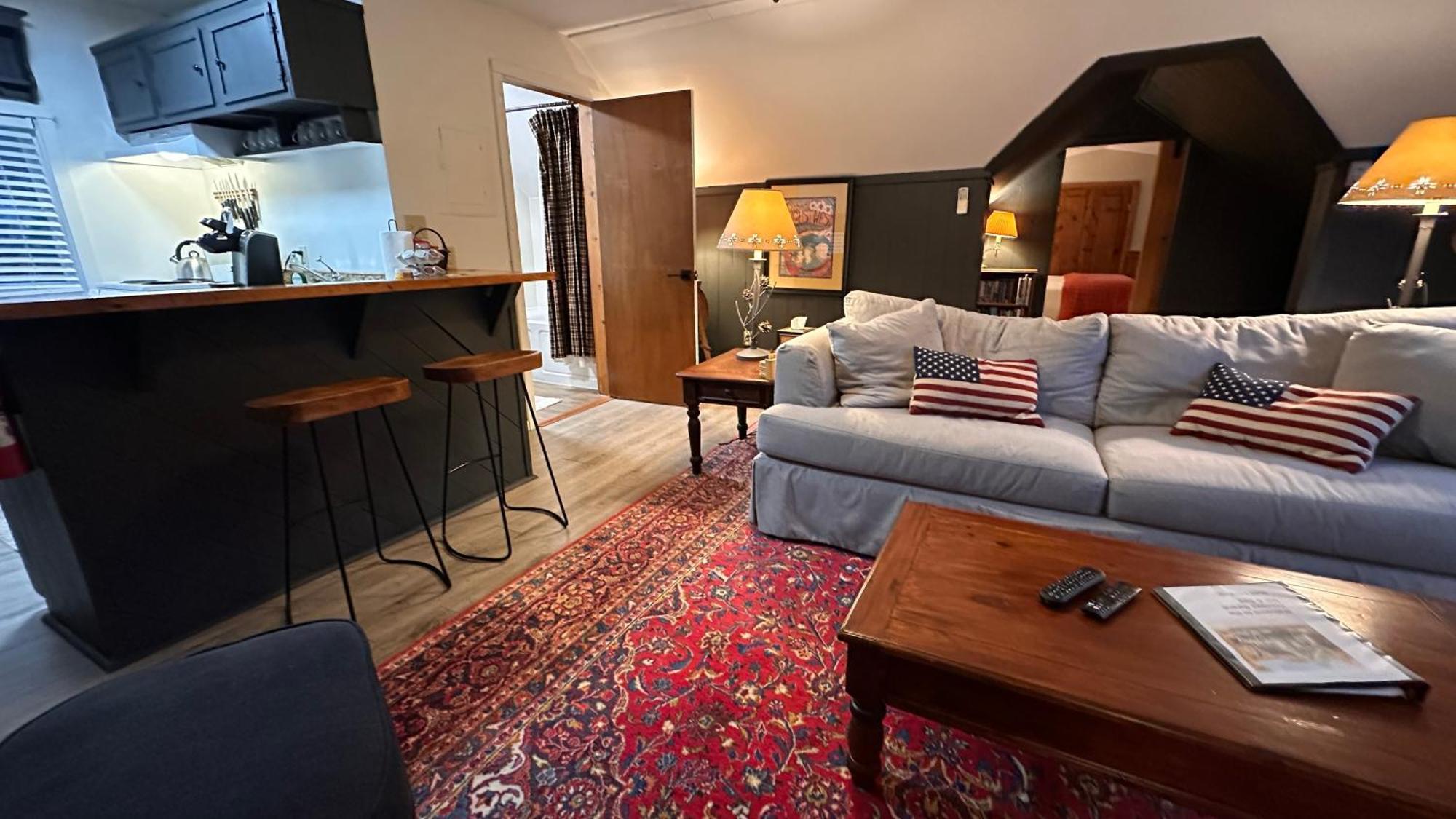 Phineas Swann Inn & Spa Montgomery Center エクステリア 写真